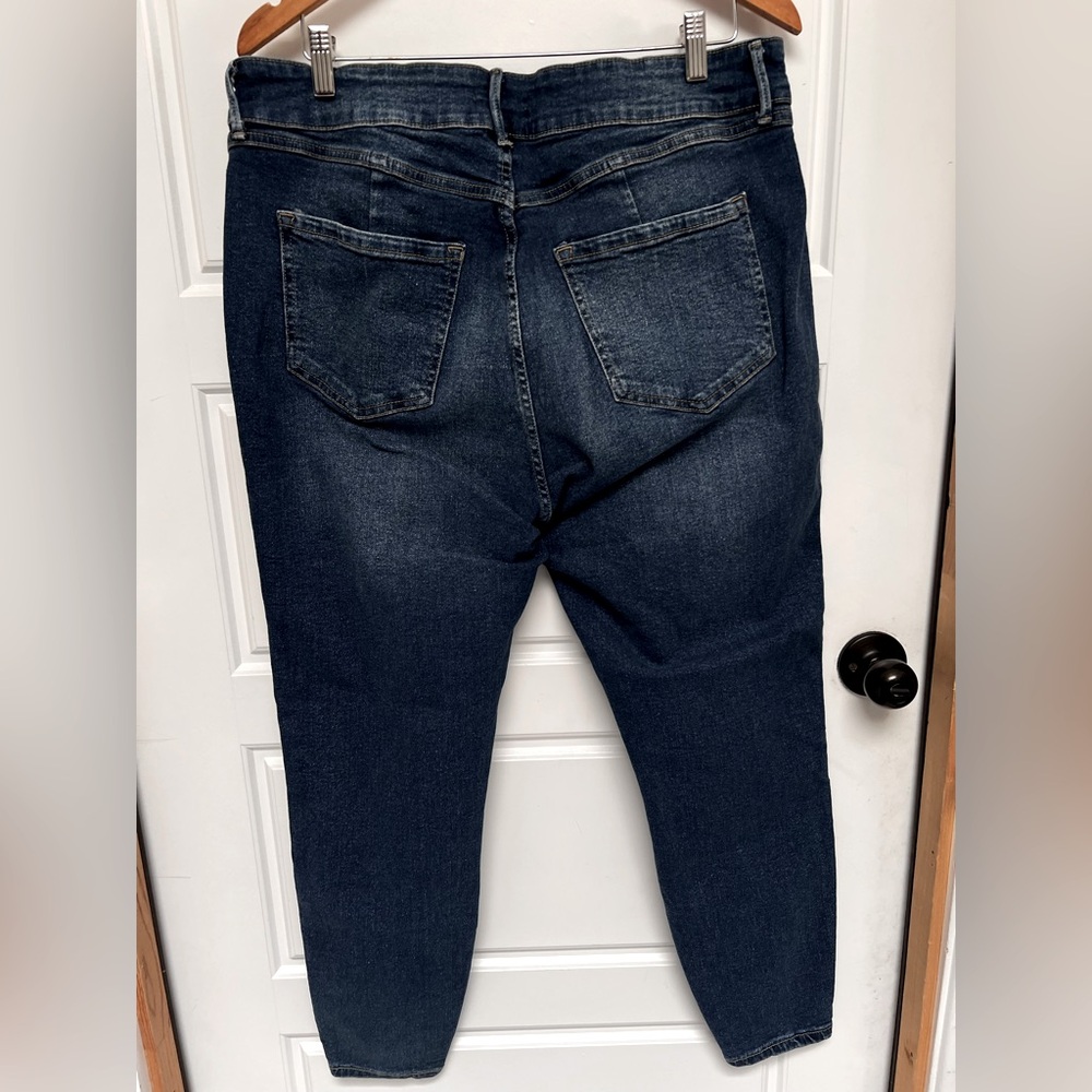 Forever 21 - Picture 4 of 4